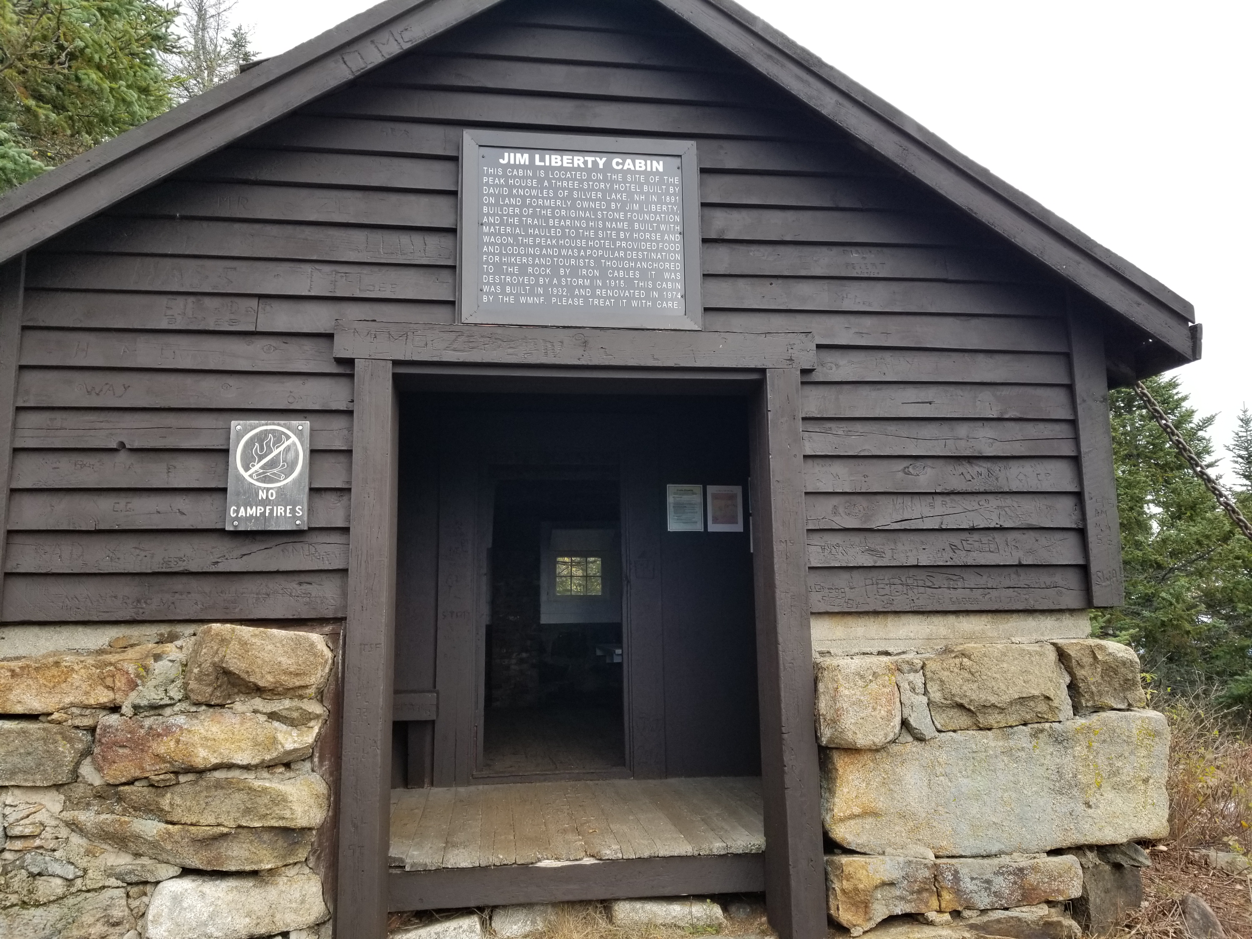 Cabin, front view