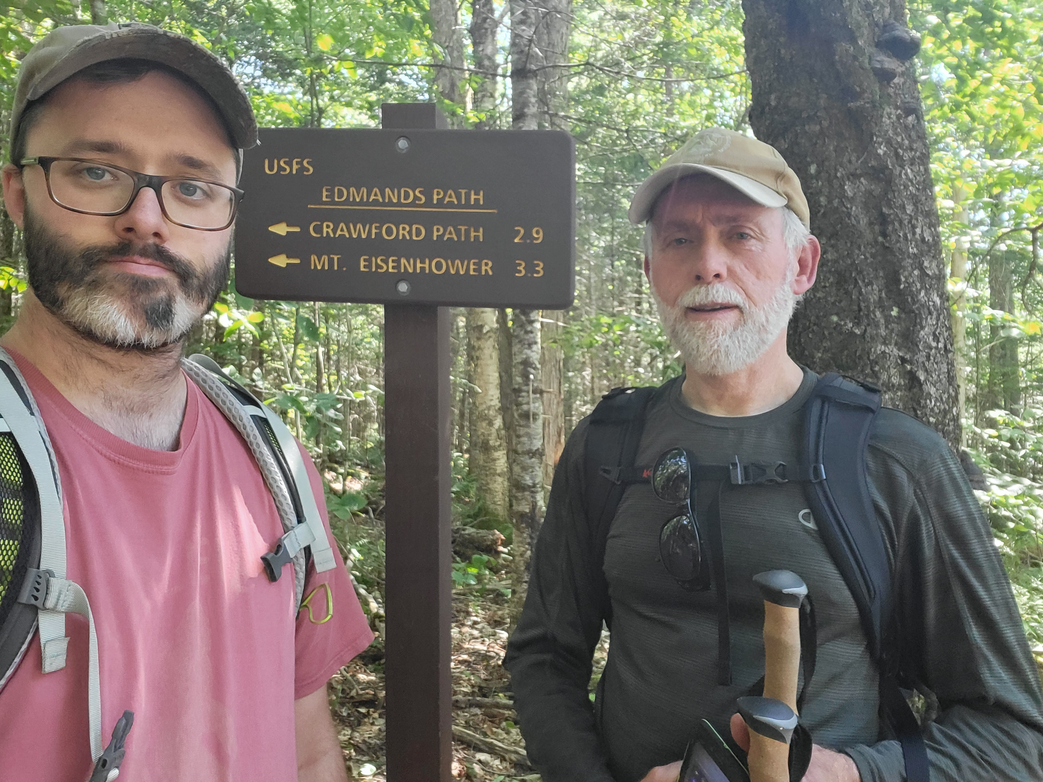 A selfie at the trailhead